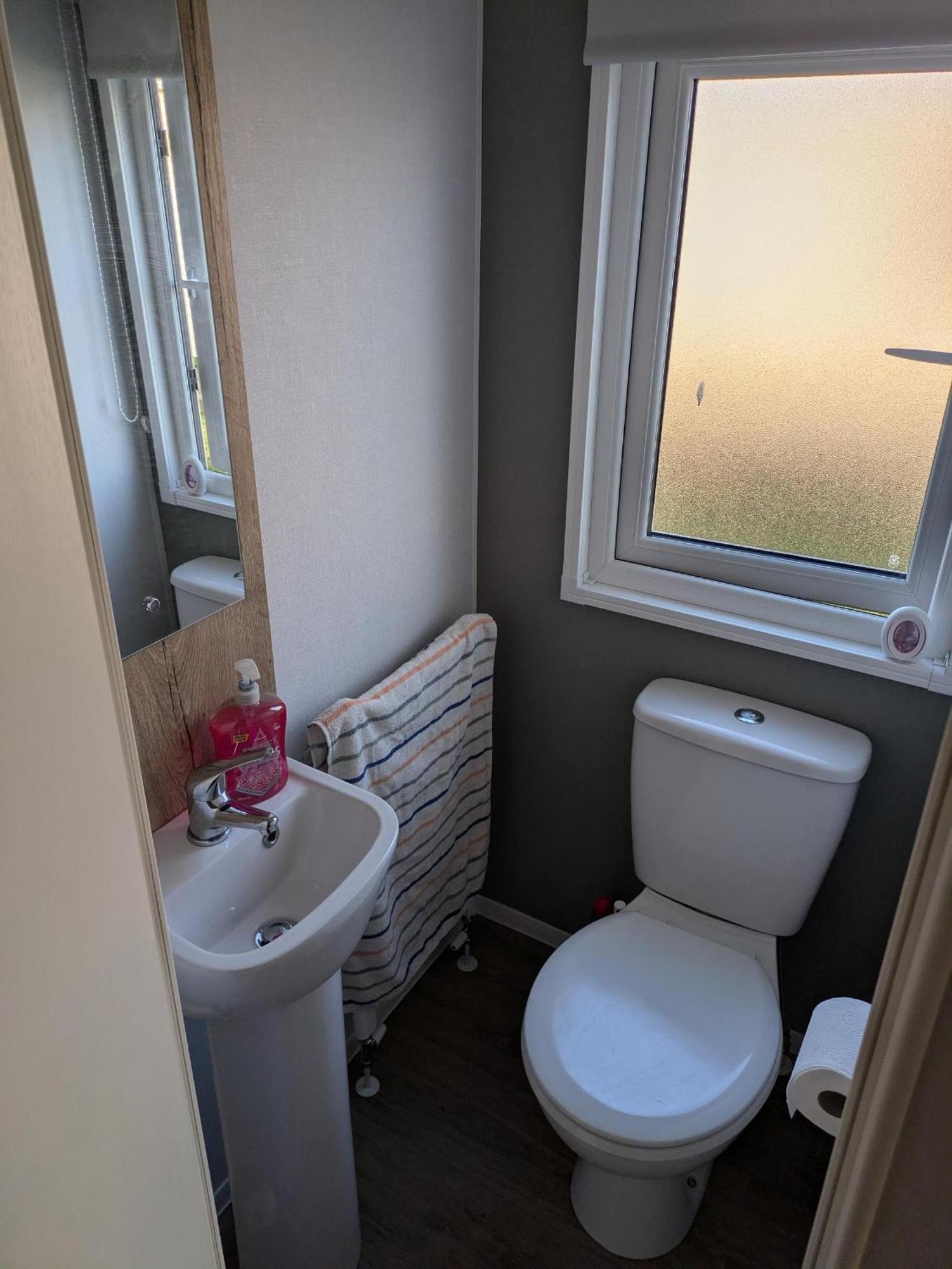 An Oasis Of Serenity In Camber Sands - Brand New 8 Berth Caravan Hotell Exteriör bild